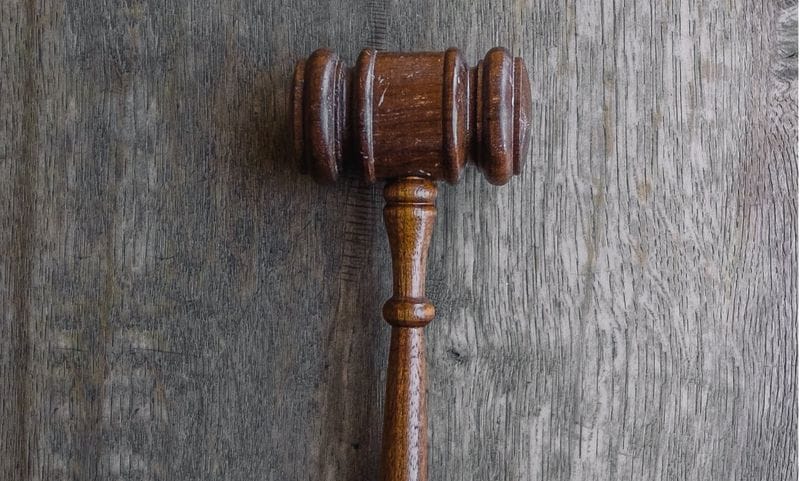 醫學之外 - 裁決的資格